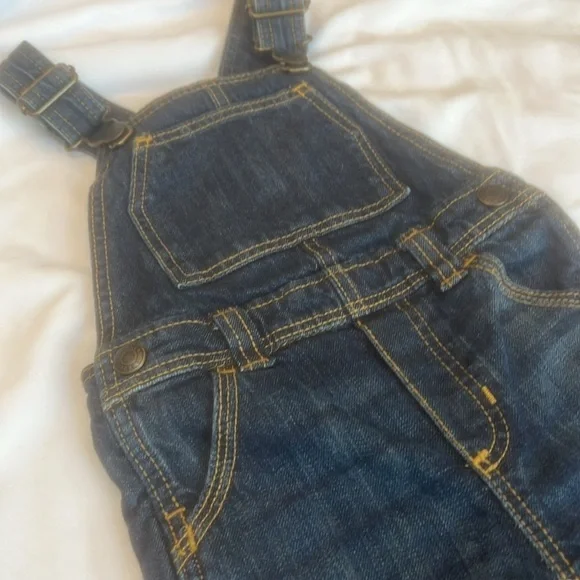 Toddler boys overalls old navy 12-18 months FALL - Picture 2 of 5